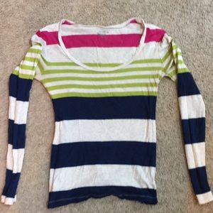 Old Navy long sleeve tee shirt